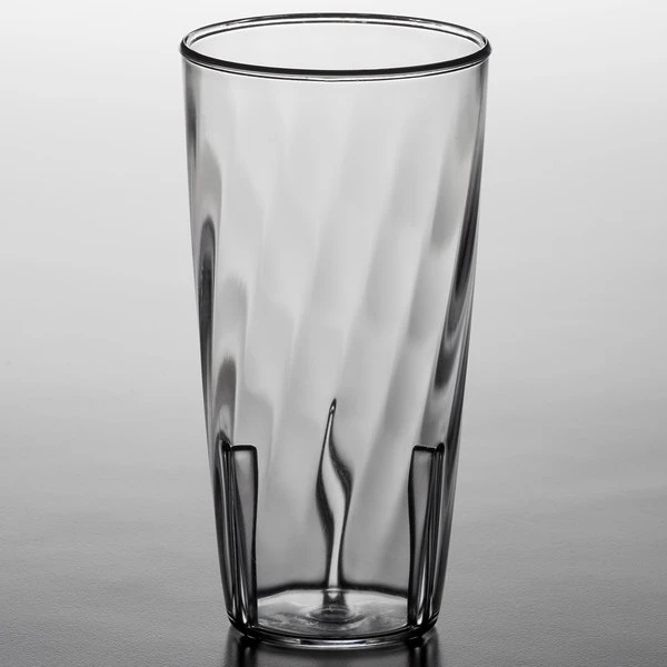 Carlisle 4367407 Swirl 22 Oz. Clear Polycarbonate Tumbler - 6/Pack 4 Carlisle 4367407 Swirl 22 Oz. Clear Polycarbonate Tumbler - 6/Pack - Image 2