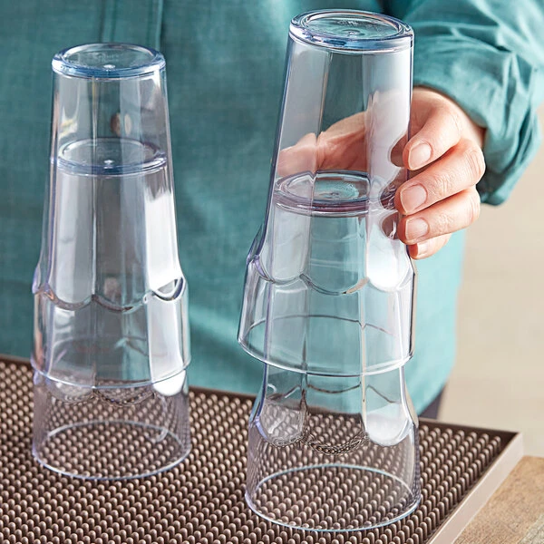 Choice 16 Oz. Clear SAN Plastic Paneled Tumbler - 12/Pack 5 Choice 16 Oz. Clear SAN Plastic Paneled Tumbler - 12/Pack - Image 3