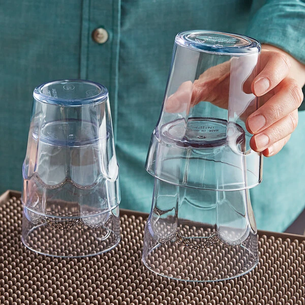 Choice 12 Oz. Clear SAN Plastic Paneled Tumbler - 12/Pack 5 Choice 12 Oz. Clear SAN Plastic Paneled Tumbler - 12/Pack - Image 3