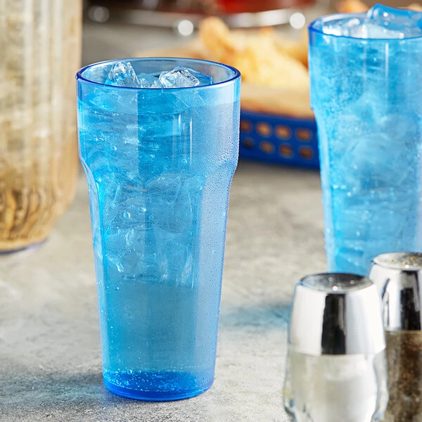 Choice 14 Oz. Blue SAN Plastic Paneled Tumbler - 12/Pack 3 Choice 14 Oz. Blue SAN Plastic Paneled Tumbler - 12/Pack