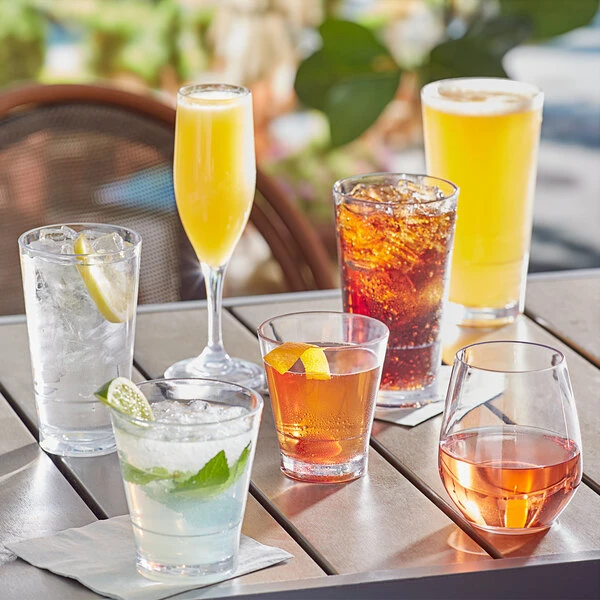 Acopa Endure 12 Oz. TRITAN® Plastic Rocks / Double Old Fashioned Glass - 12/Pack 6 Acopa Endure 12 Oz. TRITAN® Plastic Rocks / Double Old Fashioned Glass - 12/Pack - Image 4